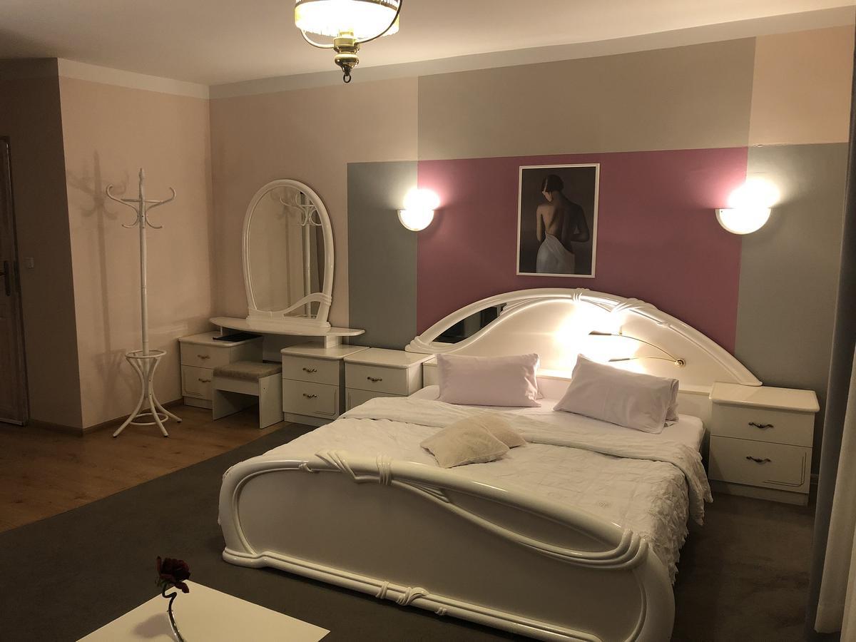 Hotel Passione Bielsko-Biała Exteriör bild