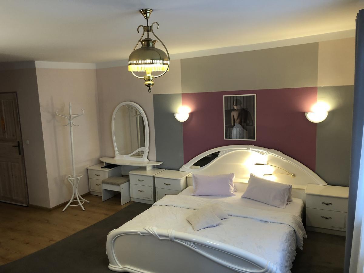 Hotel Passione Bielsko-Biała Exteriör bild