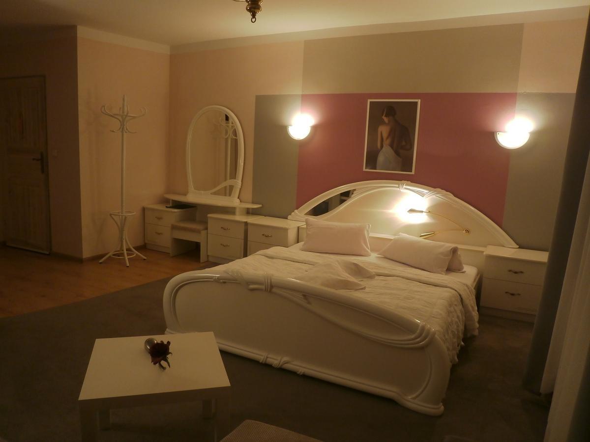 Hotel Passione Bielsko-Biała Exteriör bild